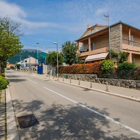 Apartman Ope * Kastela