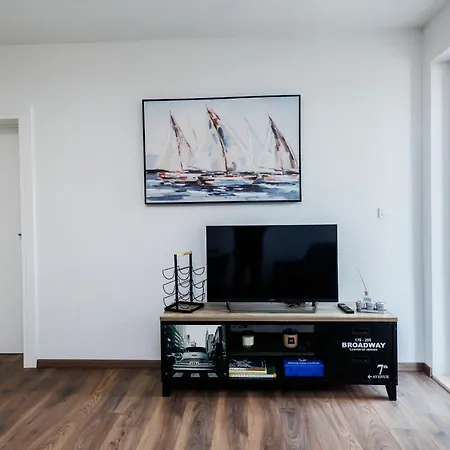 Lägenhet Apartman Ope